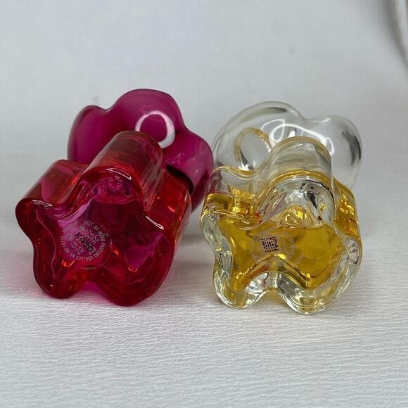 Vintage Oscar De La Renta Flower Shaped Perfume set of 2 - Picture 5 of 9